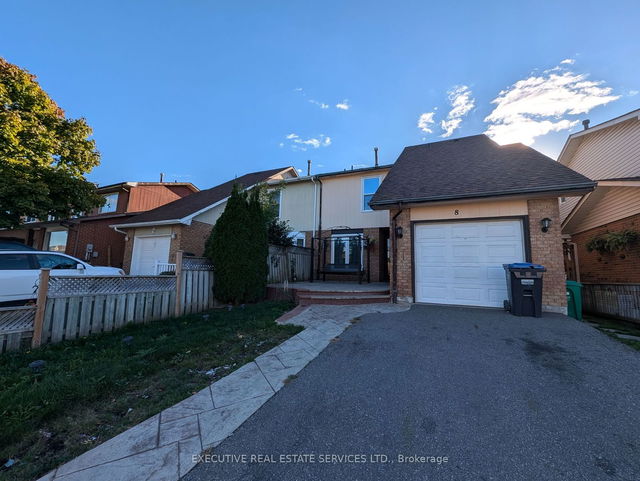 8 Hinchley Wood Grove