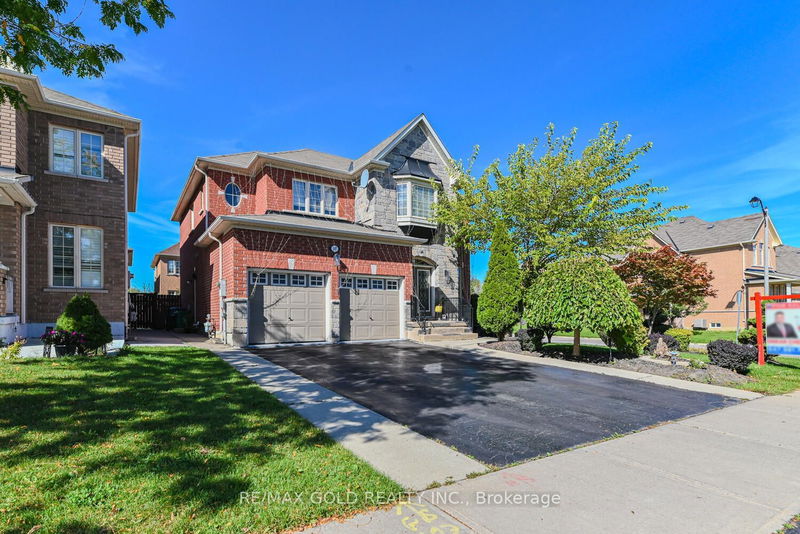 107 Sled Dog Rd  Brampton, L6R 0J4 | Image 3