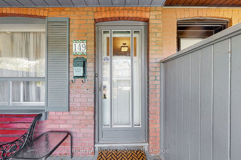 149 Yarmouth Rd  Toronto, M6G 1X3 | Image 4