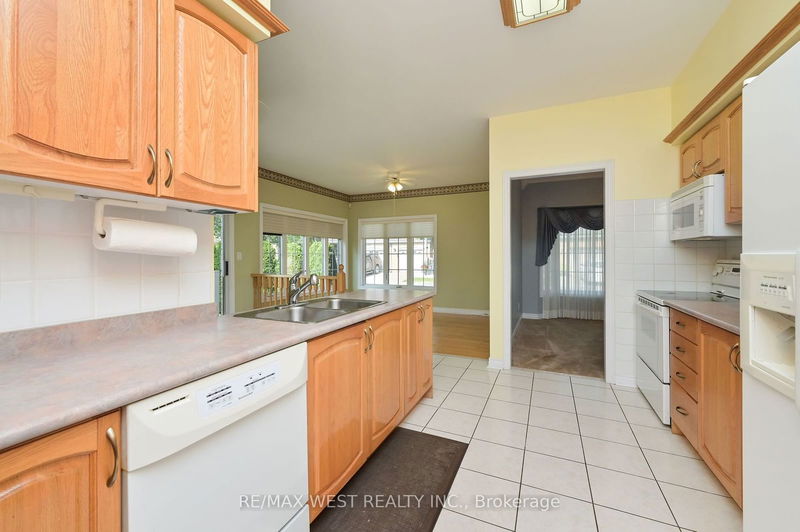 1 Wellford Gate  Brampton, L6R 1W5 | Image 5