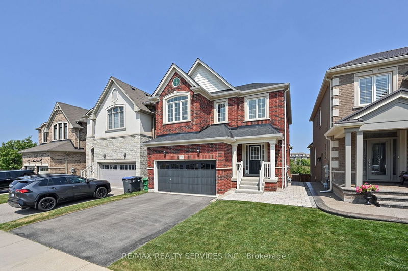 5 Alister Dr  Brampton, L6X 5G5 | Image 2