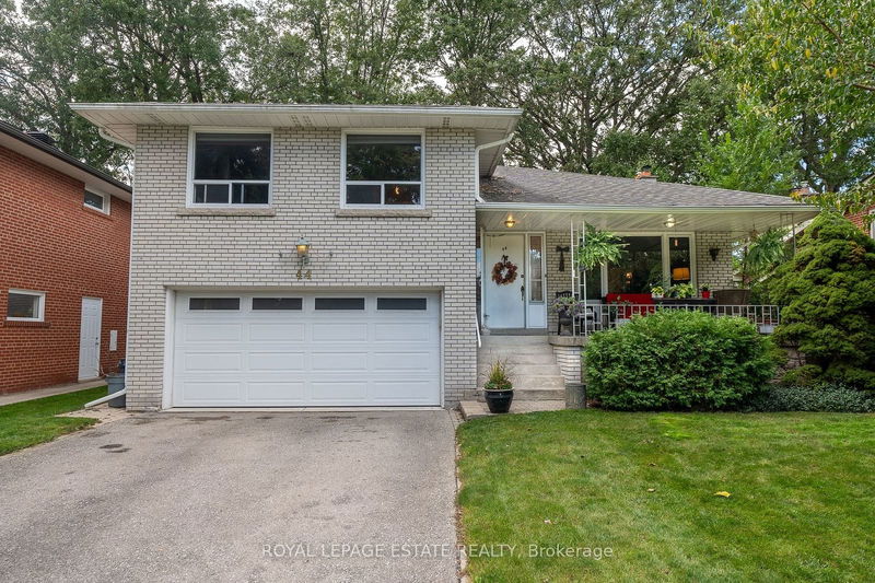 44 Ashmount Cres, Toronto, Ontario (MLS W9386518)