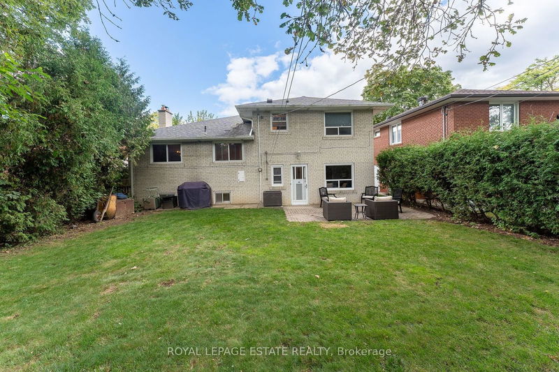 44 Ashmount Cres  Toronto, M9R 1C7 | Image 37