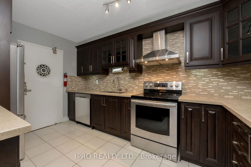  219 - 50 Mississauga Valley Blvd  Mississauga, L5A 3S2 | Image 17