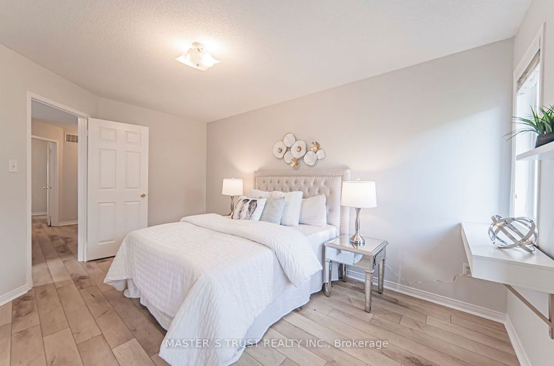 7131 Fairmeadow Cres  Mississauga, L5N 8R6 | Image 22