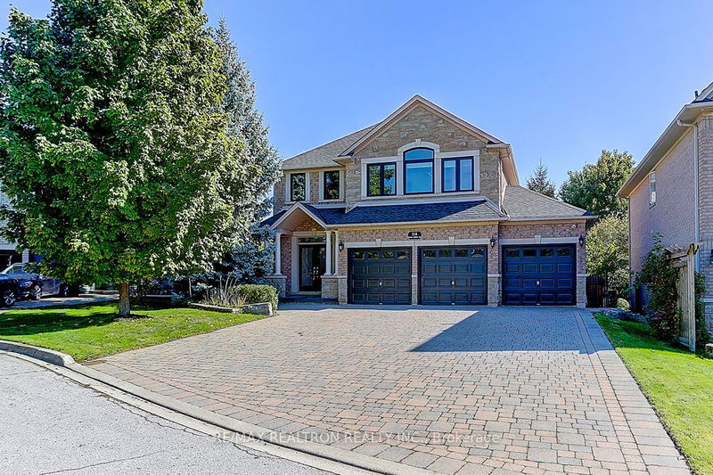 518 Spruce Needle Crt  Oakville, L6H 7L2 | Image 1