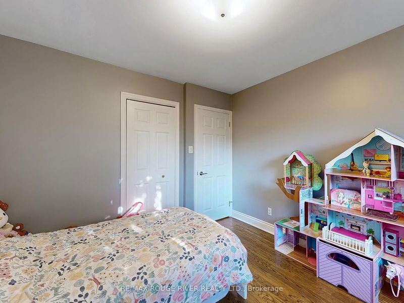 16 Picaro Dr  Toronto, M3N 2B5 | Image 21