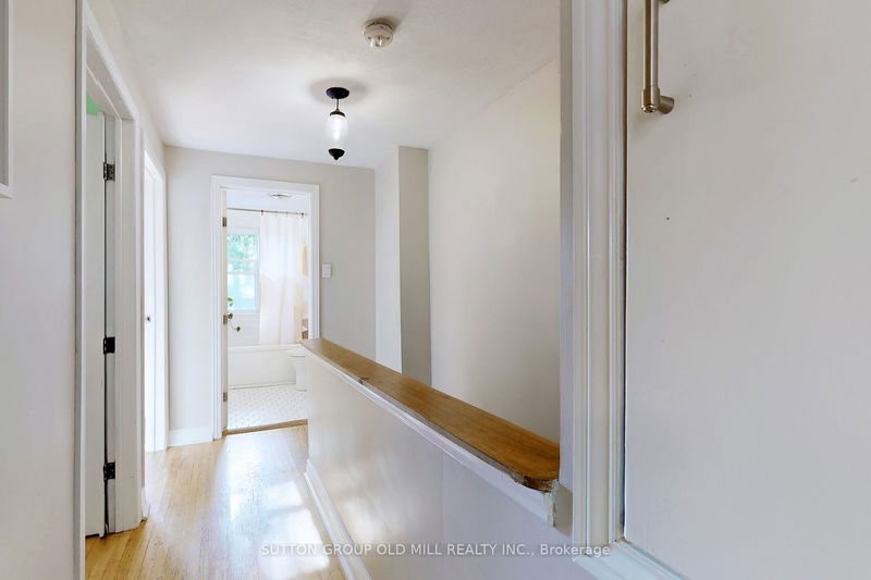 56 Gooch Ave  Toronto, M6S 4L6 | Image 16