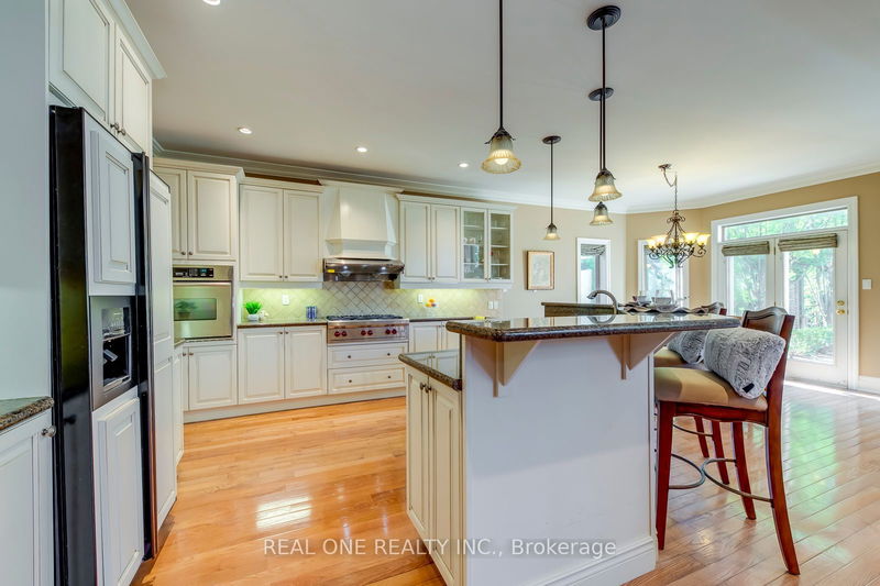 1033 Kestell Blvd  Oakville, L6H 7L7 | Image 13