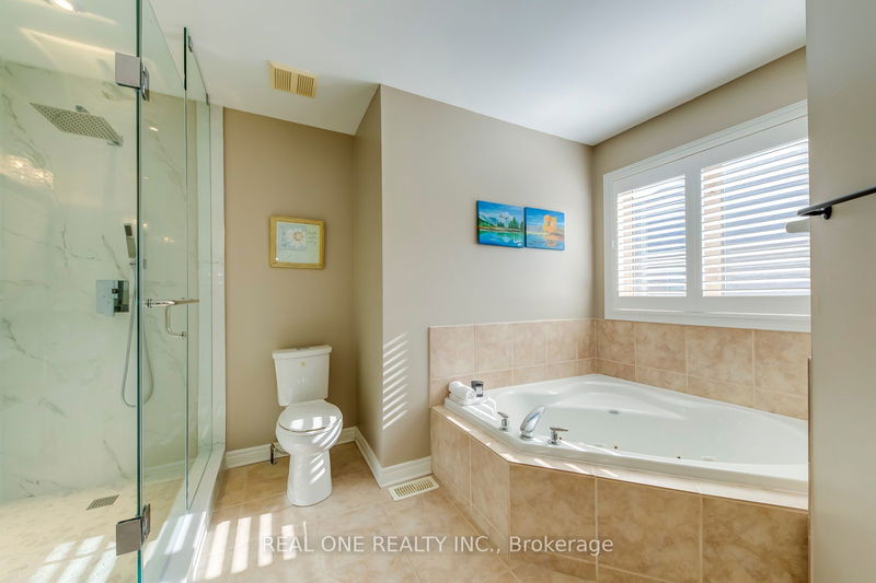 1033 Kestell Blvd  Oakville, L6H 7L7 | Image 24