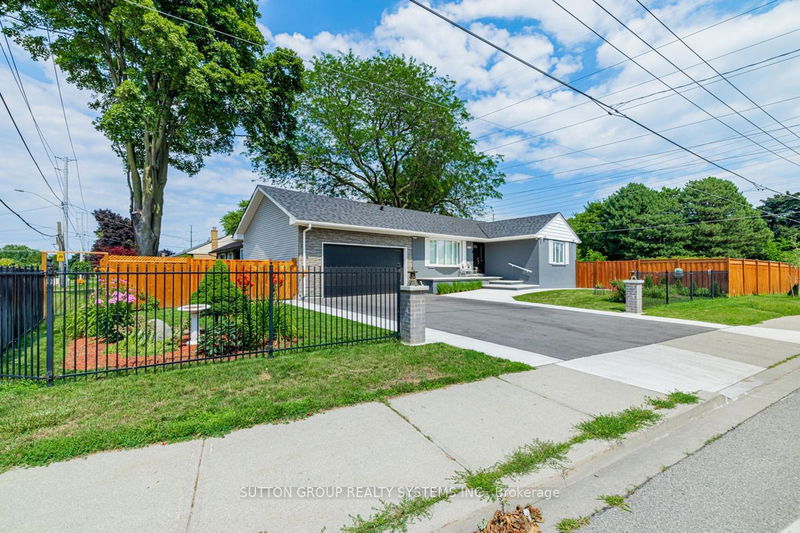 2087 Munden Rd  Mississauga, L5A 2R1 | Image 3