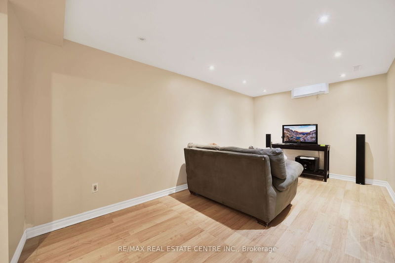 69 Wooliston Cres  Brampton, L6Y 4J4 | Image 30