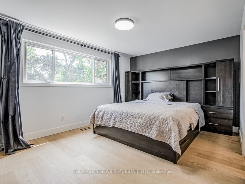 3135 Michael Cres  Burlington, L7M 1V3 | Image 16