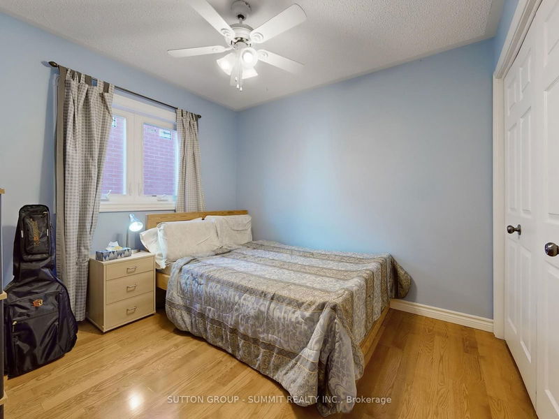 2555 Strathmore Cres  Mississauga, L5M 5L1 | Image 27