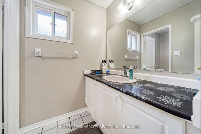 12 Hackmore Gate  Brampton, L7A 1R6 | Image 26