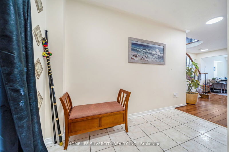 12 Hackmore Gate  Brampton, L7A 1R6 | Image 9