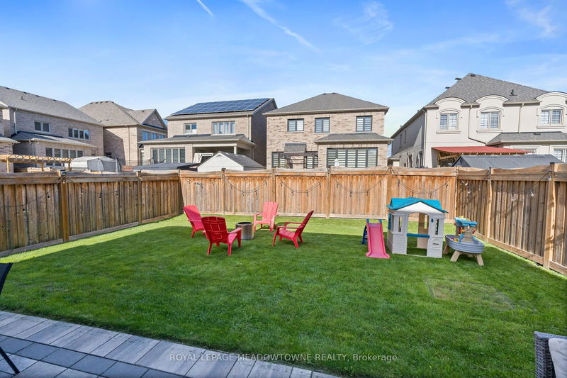 19 Mugford Cres  Brampton, L6Y 6A7 | Image 35