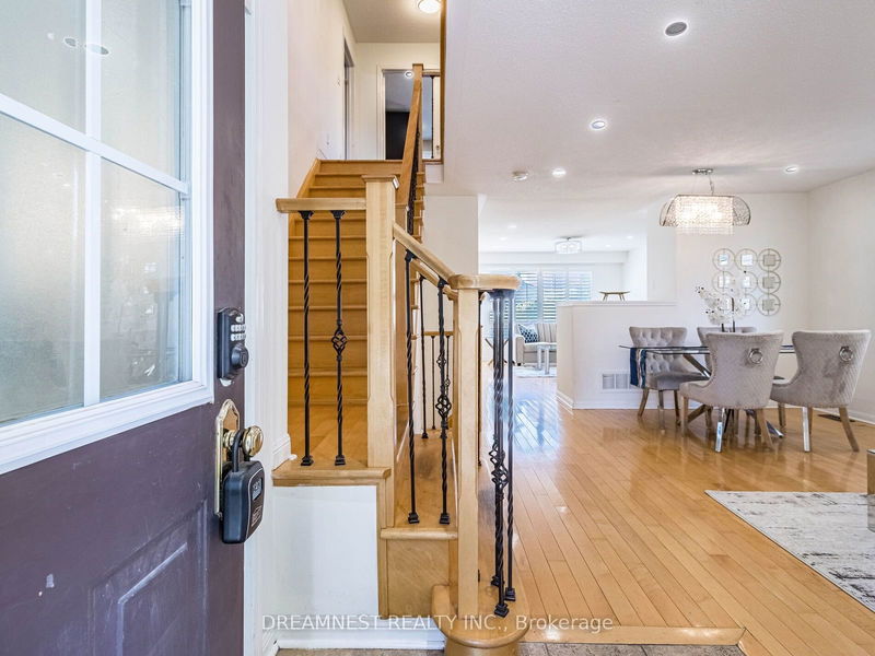 1097 Bowring Cres  Milton, L9T 6H6 | Image 5