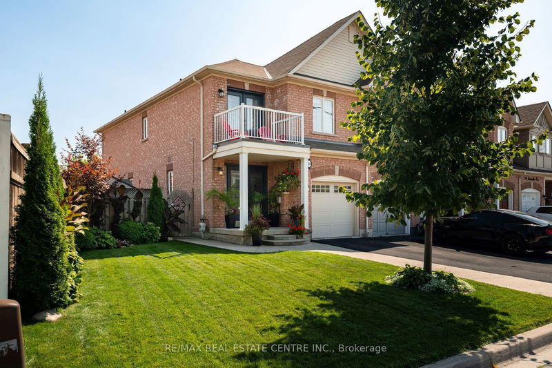 14 Samantha Cres  Brampton, L6Z 0A6 | Image 3