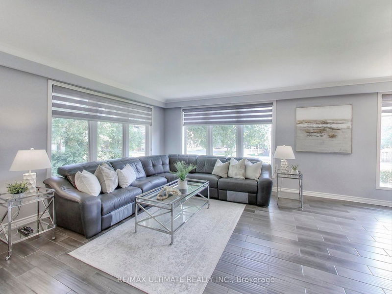 216 Gary Dr  Toronto, M9N 2M7 | Image 7