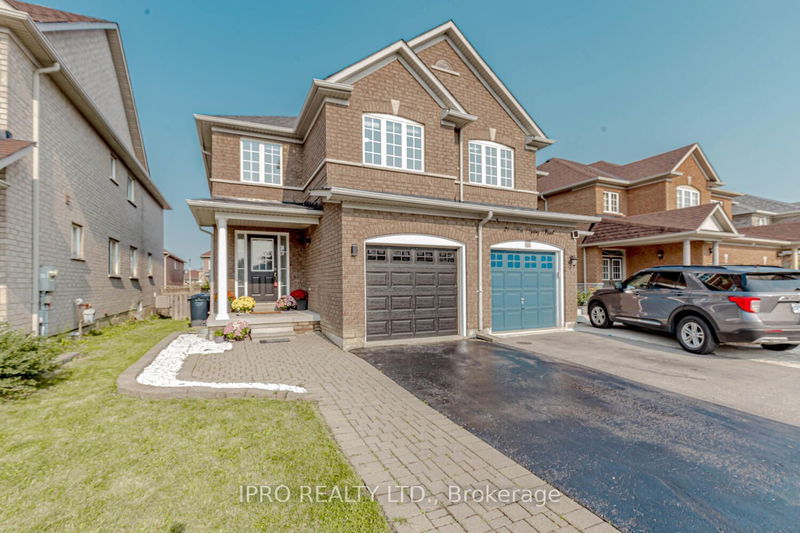 23 Hot Spring Rd  Brampton, L6R 3H9 | Image 2