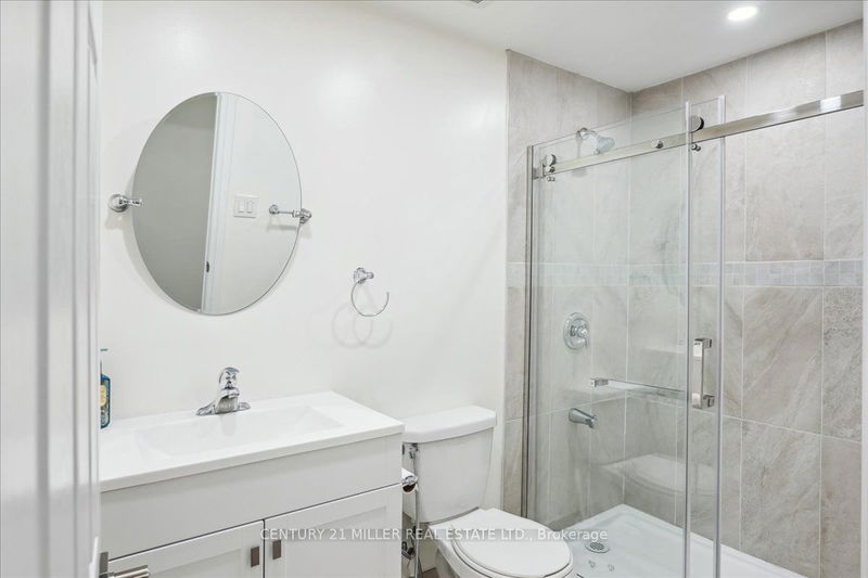 3083 Streamwood Passage   Oakville, L6H 0S8 | Image 33