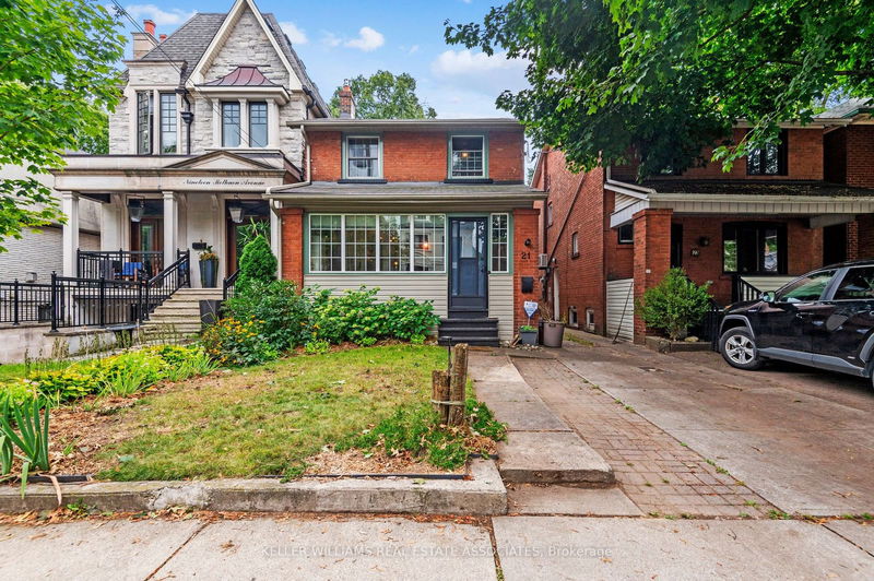 21 Methuen Ave  Toronto, M6S 1Z7 | Image 1