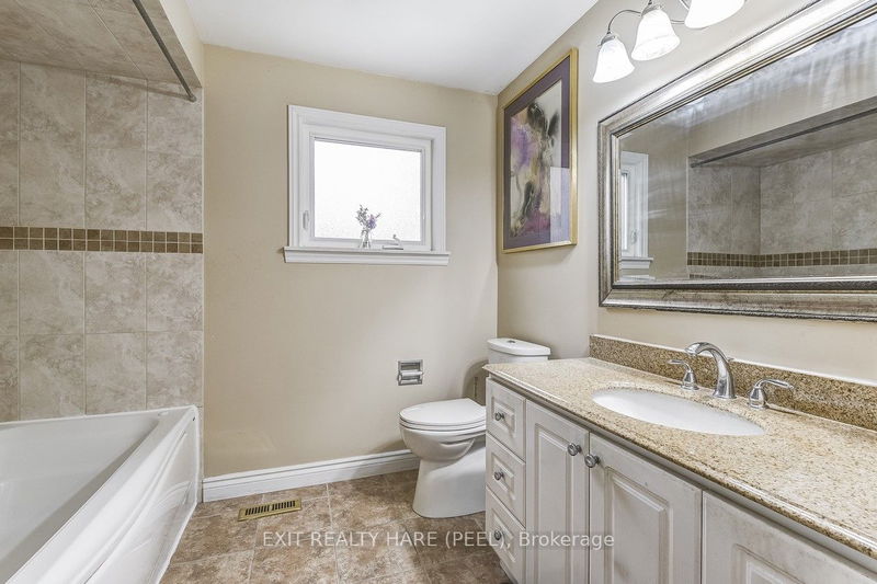 28 Parkside Dr  Brampton, L6Y 2G9 | Image 28