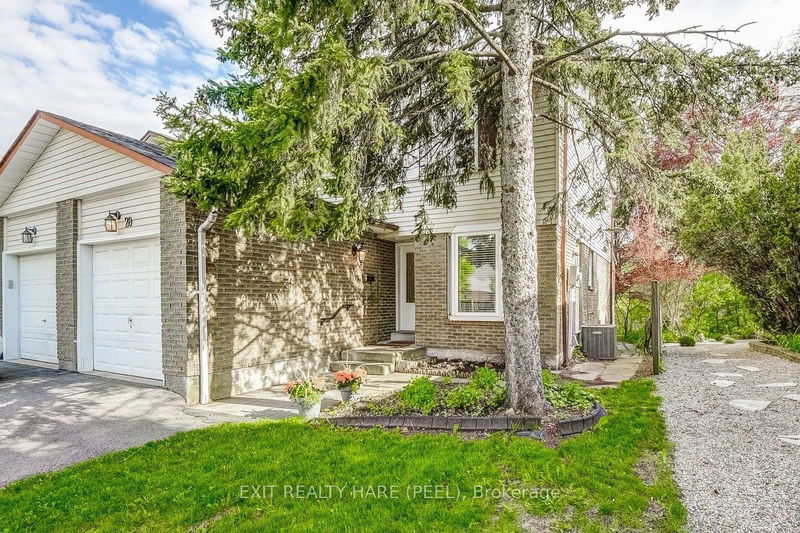 28 Parkside Dr  Brampton, L6Y 2G9 | Image 3