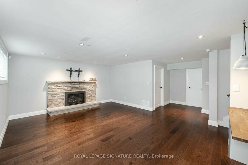 2497 Wyatt St  Oakville, L6L 2M7 | Image 22