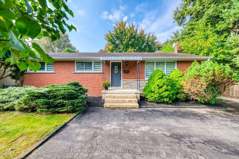 428 Henderson Rd  Burlington, L7L 2P8 | Image 1