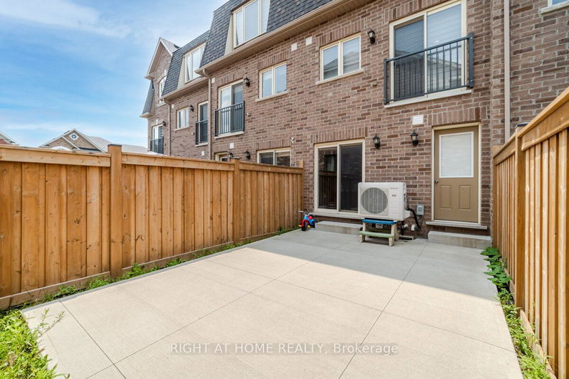  4 - 27 Pennycross Cres  Brampton, L7A 4M1 | Image 39