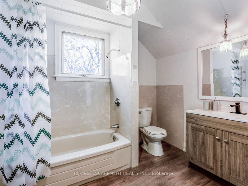 804 Shadeland Ave  Burlington, L7T 2M1 | Image 24