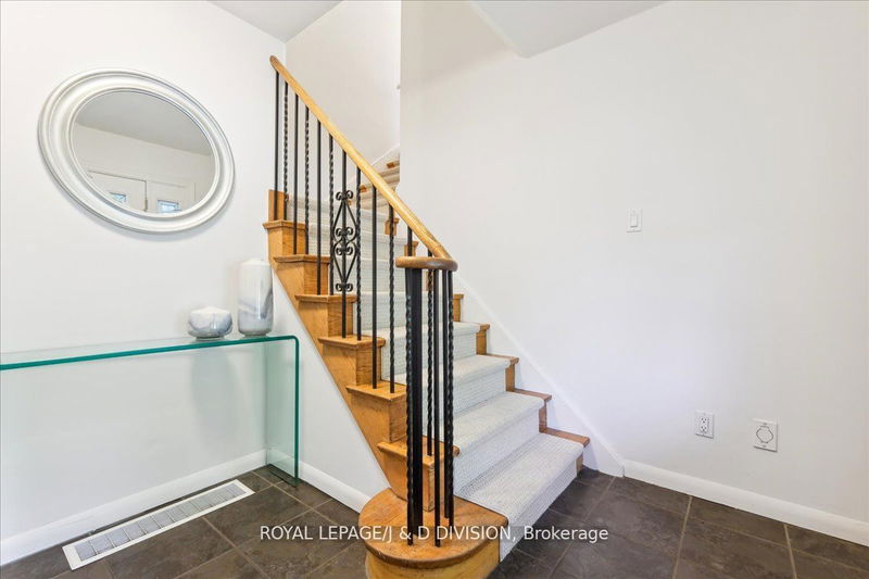 43 Clearside Pl  Toronto, M9C 2G7 | Image 20