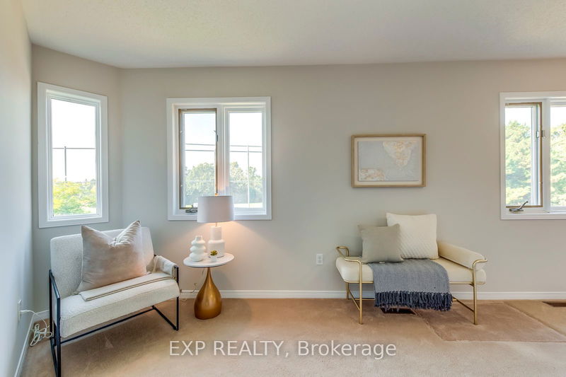 4208 Sagebrush Tr  Mississauga, L5C 4S1 | Image 18