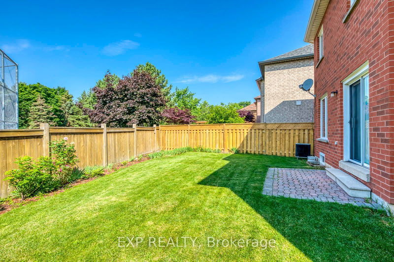 4208 Sagebrush Tr  Mississauga, L5C 4S1 | Image 28