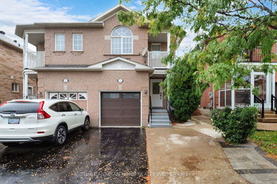 24 Secord Cres  Brampton, L6X 4Z3 | Image 1