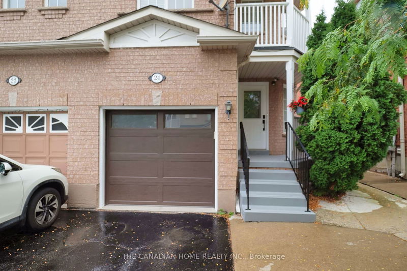 24 Secord Cres  Brampton, L6X 4Z3 | Image 4