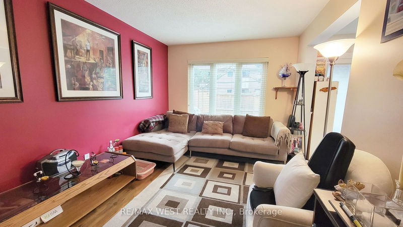  35 - 35 Craigleigh Cres  Brampton, L6T 2E3 | Image 11