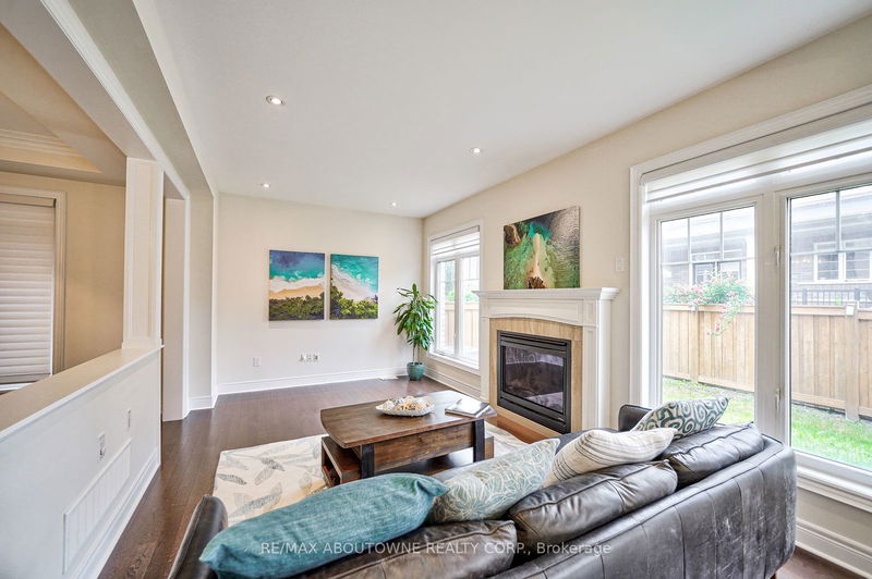 211 Sixteen Mile Dr  Oakville, L6M 0T8 | Image 10