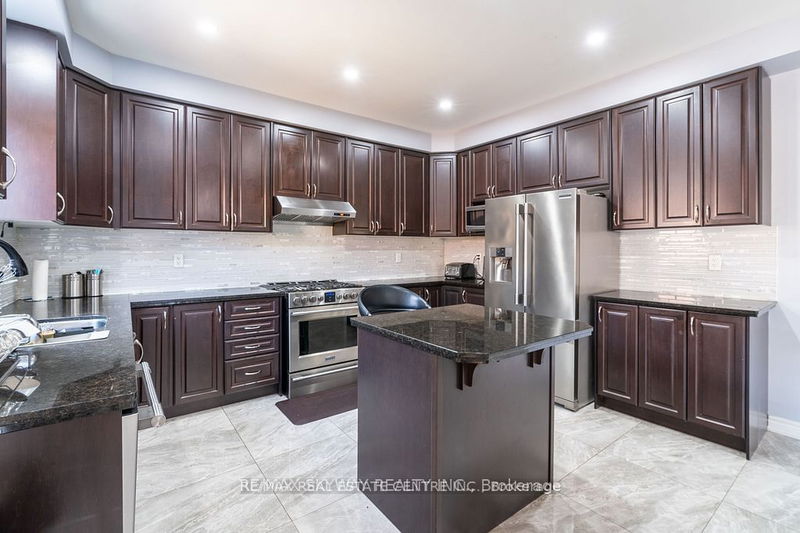 25 Hammerhead Rd  Brampton, L7A 0G4 | Image 15