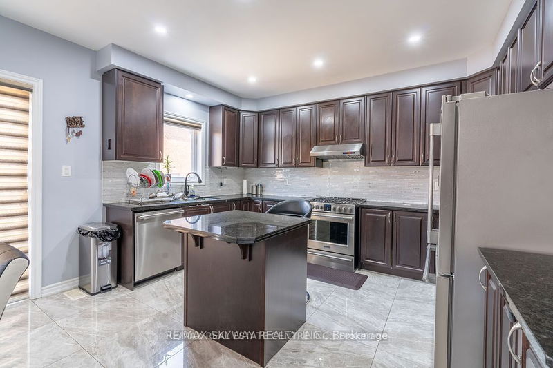 25 Hammerhead Rd  Brampton, L7A 0G4 | Image 16