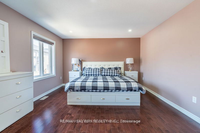 25 Hammerhead Rd  Brampton, L7A 0G4 | Image 23