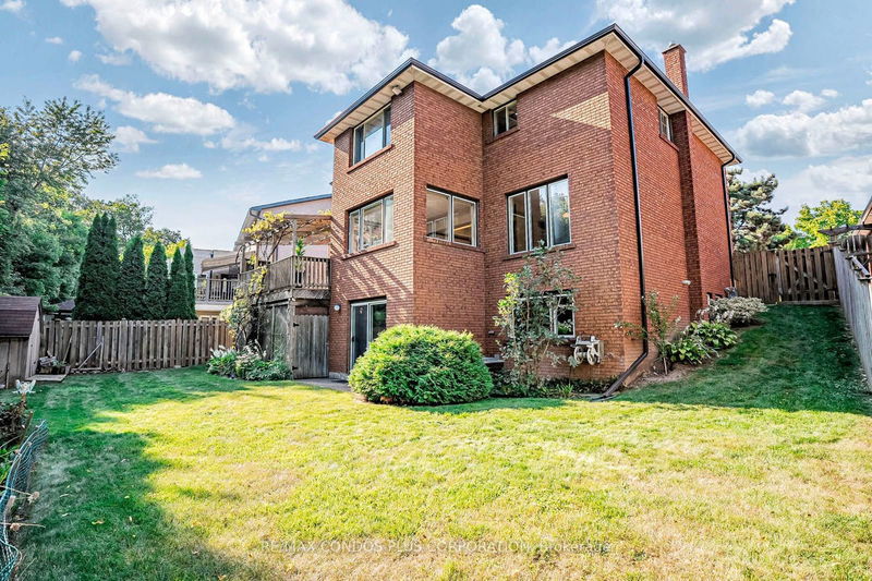 1379 Golden Meadow Tr  Oakville, L6H 3H1 | Image 6