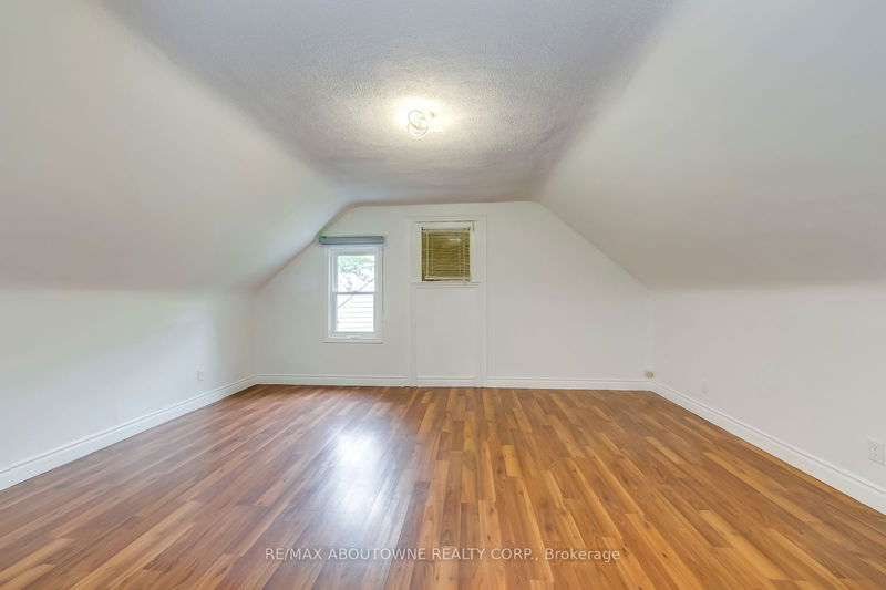 2055 Leighland Rd  Burlington, L7R 3S9 | Image 21