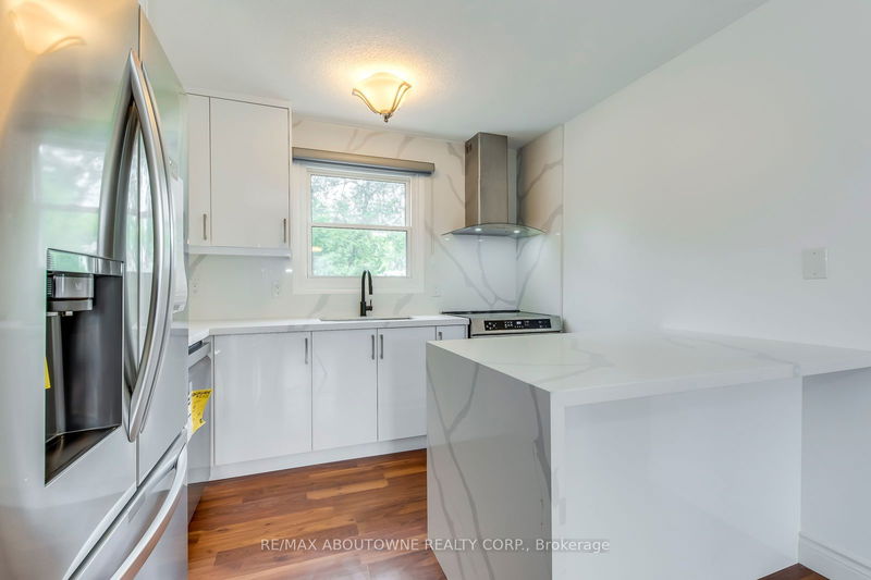 2055 Leighland Rd  Burlington, L7R 3S9 | Image 30