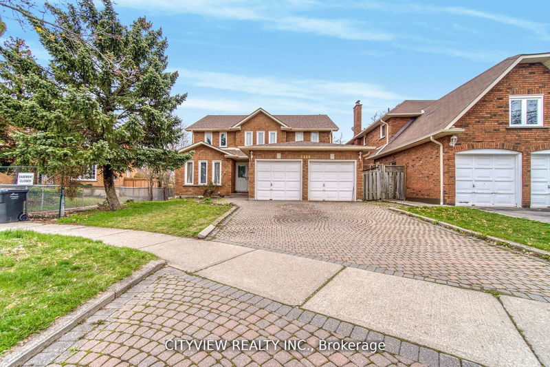 4448 Idlewilde Cres  Mississauga, L5M 4E3 | Image 2