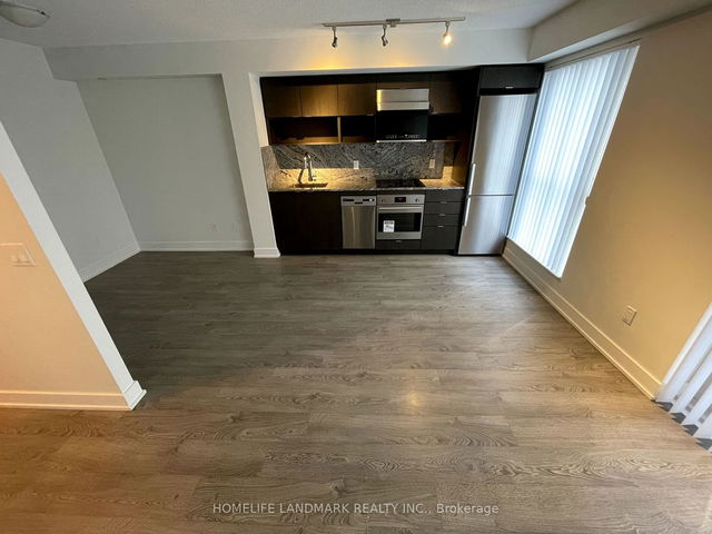 325 - 9 Mabelle Avenue