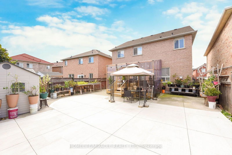 82 Via Romano Way  Brampton, L6P 1K2 | Image 39