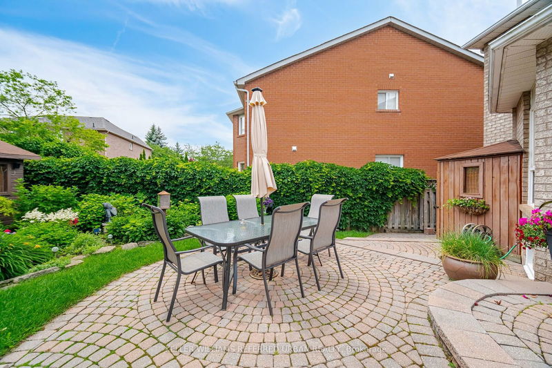 2710 Quails Run   Mississauga, L5M 5K3 | Image 36